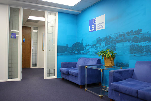 LSI - Langugage School International /ランゲージ　スタディーズ　インターナショナル