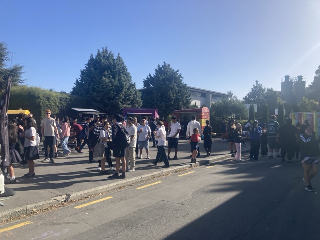 リカトン<リカートン> ハイスクール Riccarton High School