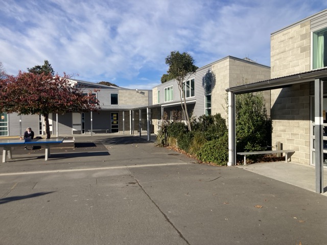 リカトン<リカートン> ハイスクール Riccarton High School