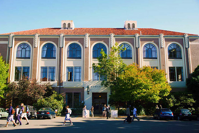 MASSEY UNIVERSITY マッセー大学（マッセイ大学）