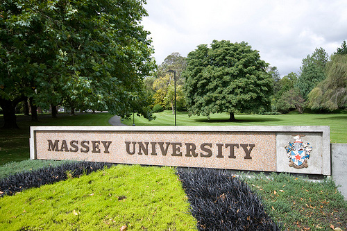 MASSEY UNIVERSITY マッセー大学（マッセイ大学）