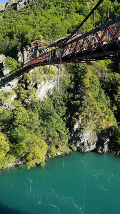 バンジージャンプ、バンジー　ジャンプ　jump　nz　New Zealand ニュージーランド